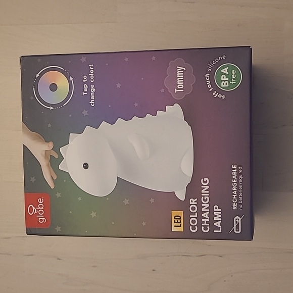 NIB Globe Tommy Dinosaur LED Color Changing Light with USB Charger BPA FREE - Picture 7 of 10